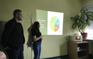 Zajęcia dydaktyczne, studenci III roku dietetyki w Oddziale Wewnętrznym: autor zdjęcia opiekun grupy z ramienia Uczelni